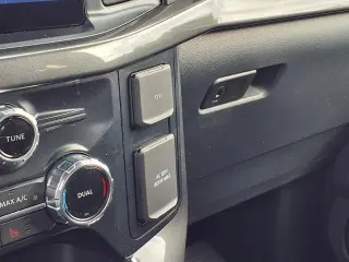 Ford F-150 2023 4x4 XLT 4dr SuperCrew con cabina de 5.5 m.