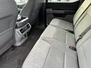Ford F-150 2022 4x4 XLT 4dr SuperCrew 5.5 ft. SB