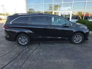 2021 Toyota Sienna