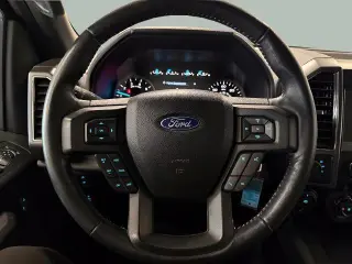 Ford F-150 2019 4x4 XLT 4dr SuperCrew 5.5 ft. SB