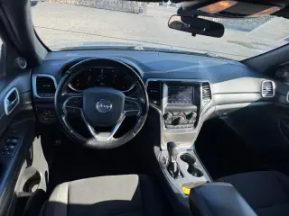 Jeep Grand Cherokee 2021 4x4 Laredo E 4dr SUV