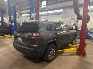 Jeep Cherokee 2020 4x4 Latitude Plus 4dr SUV