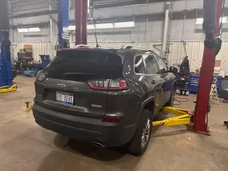 Jeep Cherokee 2020 4x4 Latitude Plus 4dr SUV