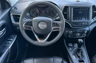 2022 Jeep Cherokee