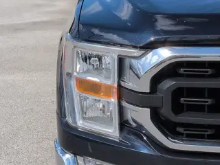 Ford F-150 2021 4x4 XLT 4dr SuperCrew con cabina de 5.5 m.