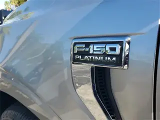 Ford F-150 2022 4x4 Platinum 4dr SuperCrew 5.5 ft. SB