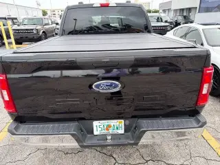 Ford F-150 2021 4x2 XLT 4 puertas SuperCrew 5.5 pies SB