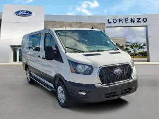 Ford Transit 2025 250 3pl BJR Techo Bajo Furgón de Carga