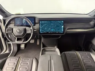 2023 Rivian R1S