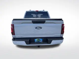 Ford F-150 2026 4x2 STX 4dr SuperCrew 5.5 ft. SB