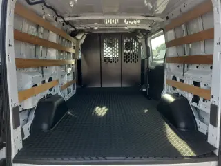 Ford Transit 2025 250 3dr SWB Techo Cargo Van