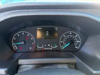 Ford Transit 2025 250 3dr SWB Techo Bajo Furgón de Carga
