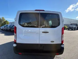 Ford Transit 2025 250 3dr SWB Techo Bajo Furgón de Carga