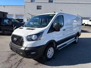 Ford Transit 2025 250 3dr SWB Techo Bajo Furgón de Carga