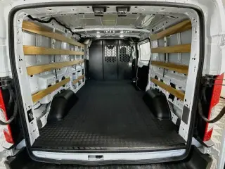 Ford Transit 2025 250 3dr SWB Low Roof Cargo Van