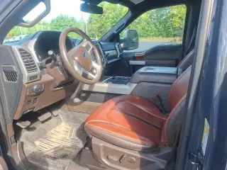 Ford F-250 Super Duty 2021 4x4 King Ranch 4dr Crew Cab 8 ft. LB Pickup