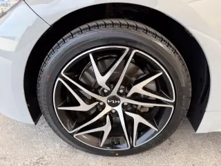 2023 Kia Stinger