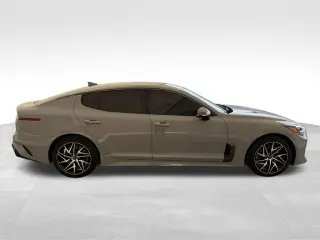 2023 Kia Stinger