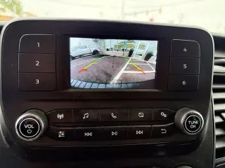 Furgoneta de carga Ford Transit 2025 250 3 puertas LWB de techo bajo