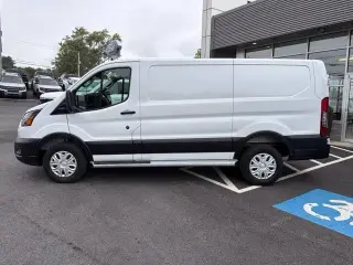 Furgoneta de carga Ford Transit 2025 250 3 puertas LWB de techo bajo