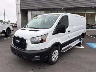 Furgoneta de carga Ford Transit 2025 250 3 puertas LWB de techo bajo