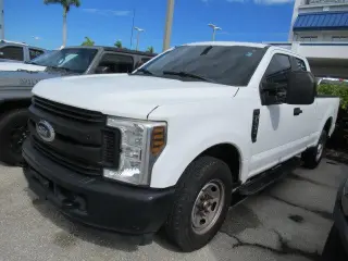 Ford F-250 Super Duty 2019 4x2 XL 4dr SuperCab 6.8 ft. SB Pickup