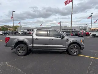 Ford F-150 2023 4x4 XLT 4dr SuperCrew 5.5 ft. SB