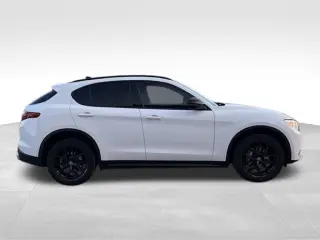 2021 Alfa Romeo Stelvio