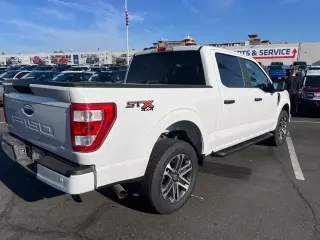 Ford F-150 2023 4x4 XL 4dr SuperCrew 5.5 ft. SB