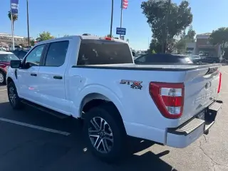 Ford F-150 2023 4x4 XL 4dr SuperCrew 5.5 ft. SB
