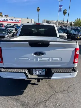 Ford F-150 2023 4x4 XL 4dr SuperCrew 5.5 ft. SB