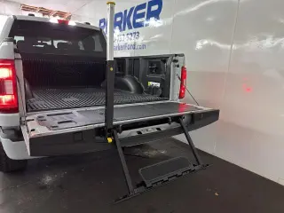 Ford F-150 2023 4x4 XLT 4dr SuperCrew 5.5 ft. SB