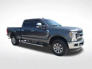 Ford F-250 Super Duty 2019 4x4 XLT 4dr Crew Cab 6.8 ft. SB Pickup