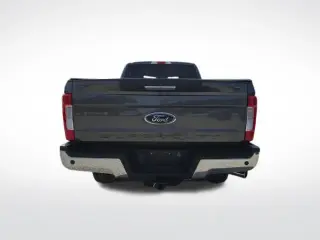 Ford F-250 Super Duty 2019 4x4 XLT 4dr Crew Cab 6.8 ft. SB Pickup