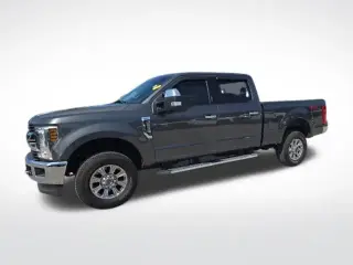 Ford F-250 Super Duty 2019 4x4 XLT 4dr Crew Cab 6.8 ft. SB Pickup