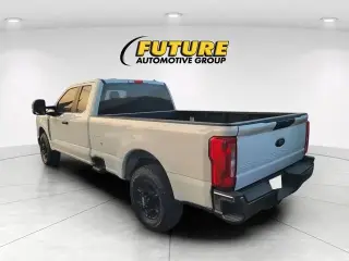 Ford F-250 Super Duty 2024 4x2 XL 4 puertas SuperCab caja de 6.8 pies Pickup