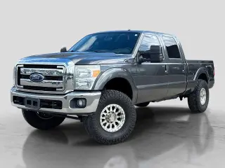 Ford F-250 Super Duty 2015 4x4 Lariat 4 puertas Cabina Doble Cama Corta de 6.8 pies Pickup