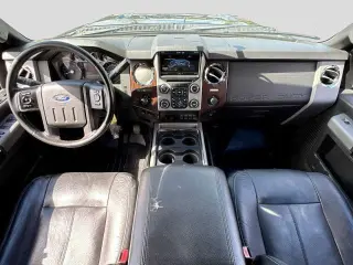 Ford F-250 Super Duty 2015 4x4 Lariat 4 puertas Cabina Doble Cama Corta de 6.8 pies Pickup