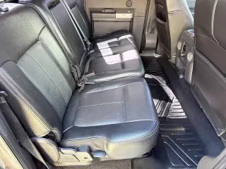 Ford F-250 Super Duty 2015 4x4 Lariat 4 puertas Cabina Doble Cama Corta de 6.8 pies Pickup