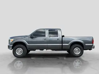 Ford F-250 Super Duty 2015 4x4 Lariat 4 puertas Cabina Doble Cama Corta de 6.8 pies Pickup