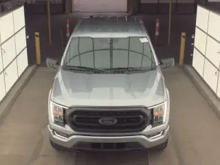 Ford F-150 2023 4x4 XL 4dr SuperCrew 5.5 ft. SB