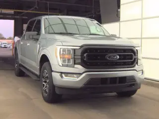 Ford F-150 2023 4x4 XL 4dr SuperCrew 5.5 ft. SB