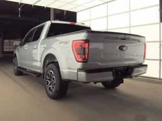 Ford F-150 2023 4x4 XL 4dr SuperCrew 5.5 ft. SB