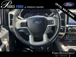 Ford F-250 Super Duty 2021 4x4 Lariat 4 puertas Crew Cab Caja Larga de 8 pies