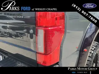Ford F-250 Super Duty 2021 4x4 Lariat 4 puertas Crew Cab Caja Larga de 8 pies