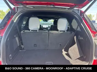 Ford Explorer 2025 AWD ST SUV de 4 puertas