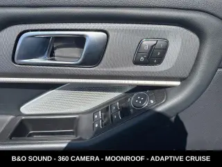 Ford Explorer 2025 AWD ST SUV de 4 puertas