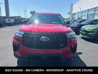 Ford Explorer 2025 AWD ST SUV de 4 puertas