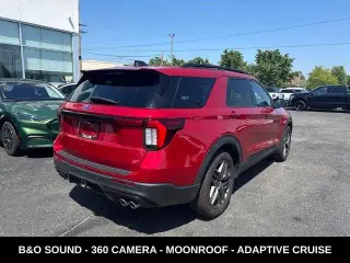 Ford Explorer 2025 AWD ST SUV de 4 puertas