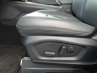Ford Explorer 2025 AWD Active SUV de 4 puertas